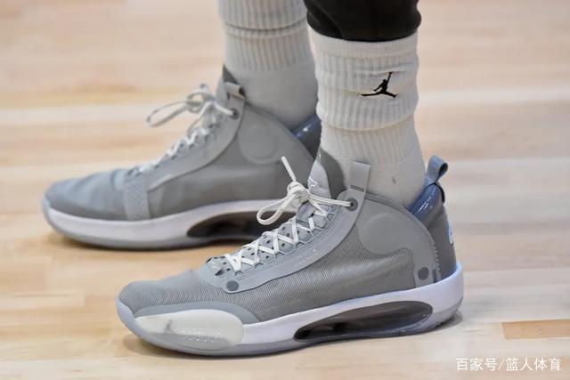 CBA星锐赛一年级队险胜二年级 廖三宁荣膺MVP